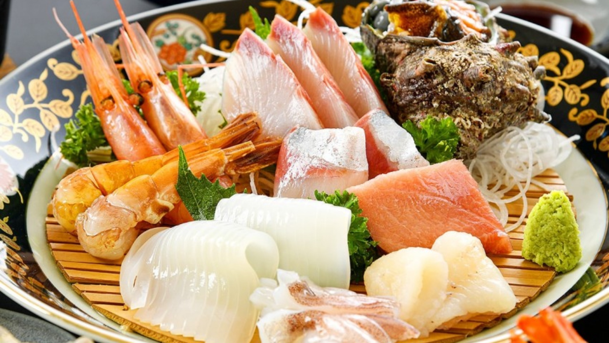 *活魚刺身盛り合わせ／漁師が厳選した越前の新鮮な地魚を堪能
