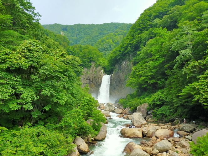 苗名滝ガイド ※圧巻の苗名滝を五感でお楽しみ頂けます♪