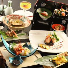 *【太閤御膳】/春～秋：新潟の海・山の幸をふんだんに使用した「松」ランクのお食事です