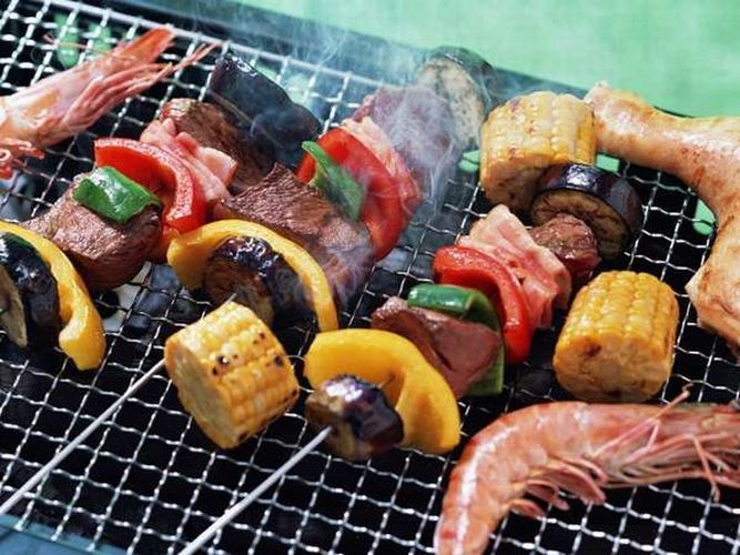 BBQテラスリニューアル★がっつり肉食BBQ！！嬉しい７大特典付☆