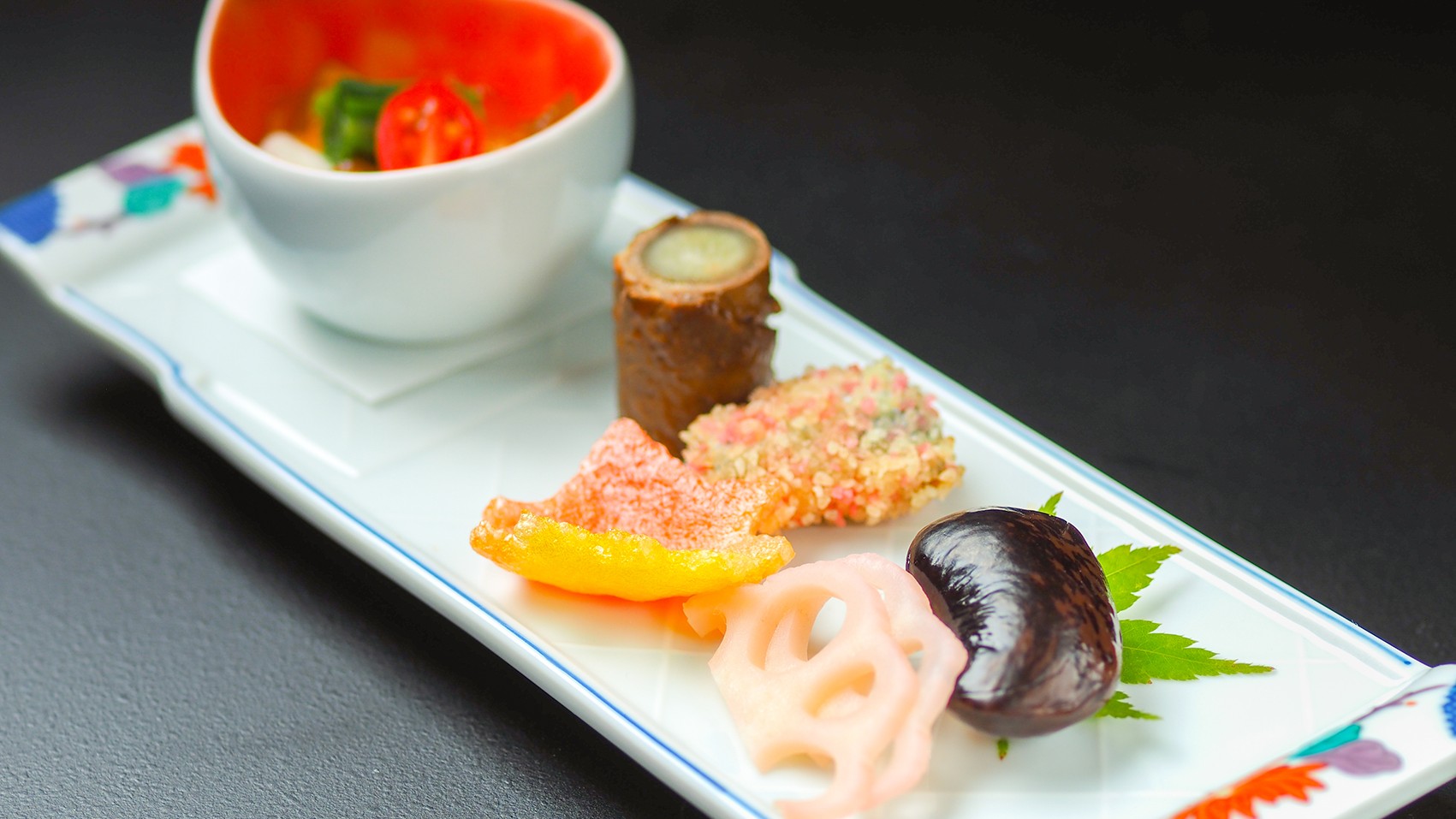 ◆組肴／秋刀魚新引揚げ・牛八幡巻・紫花豆など（2025年秋お食事イメージ）