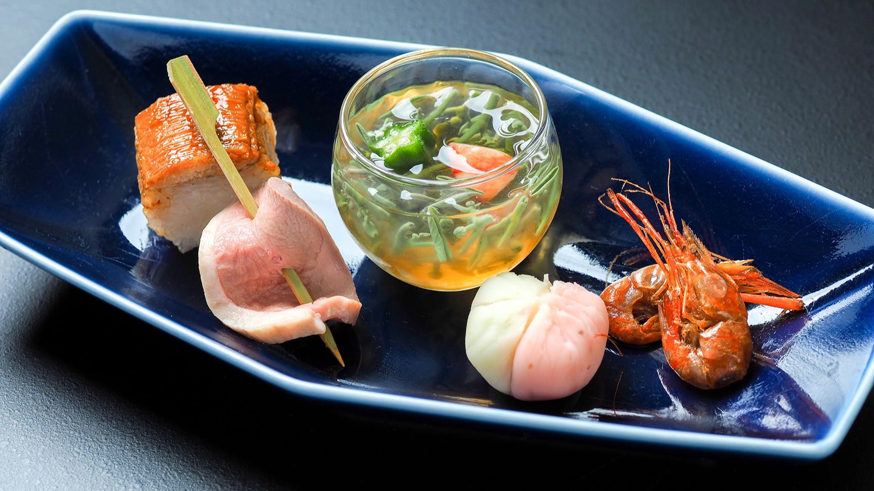 ◆前菜／川海老有馬煮・合鴨塩蒸し・鱧寿司など（2026年初夏お食事イメージ）