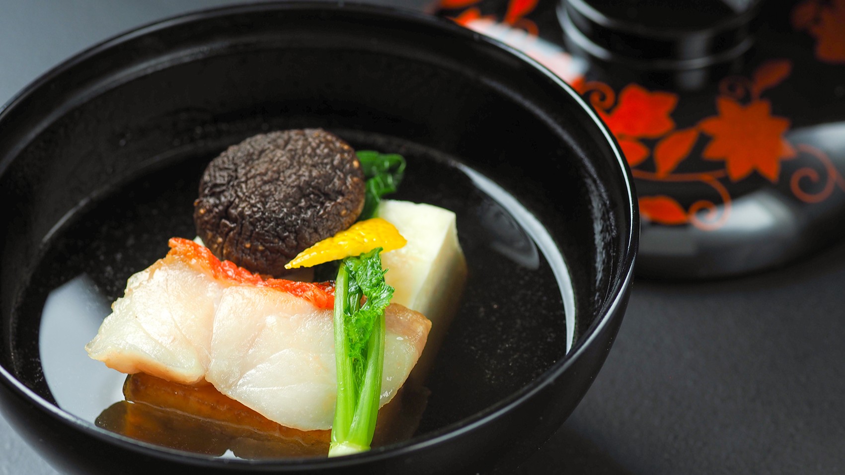 ◆御椀／帆立進丈（2025年秋お食事イメージ）