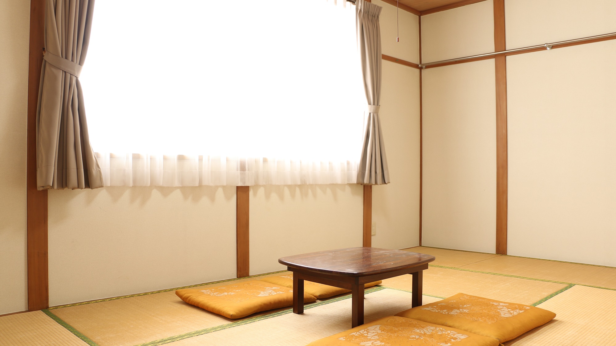 *［部屋一例］シンプルな和室8畳の客室