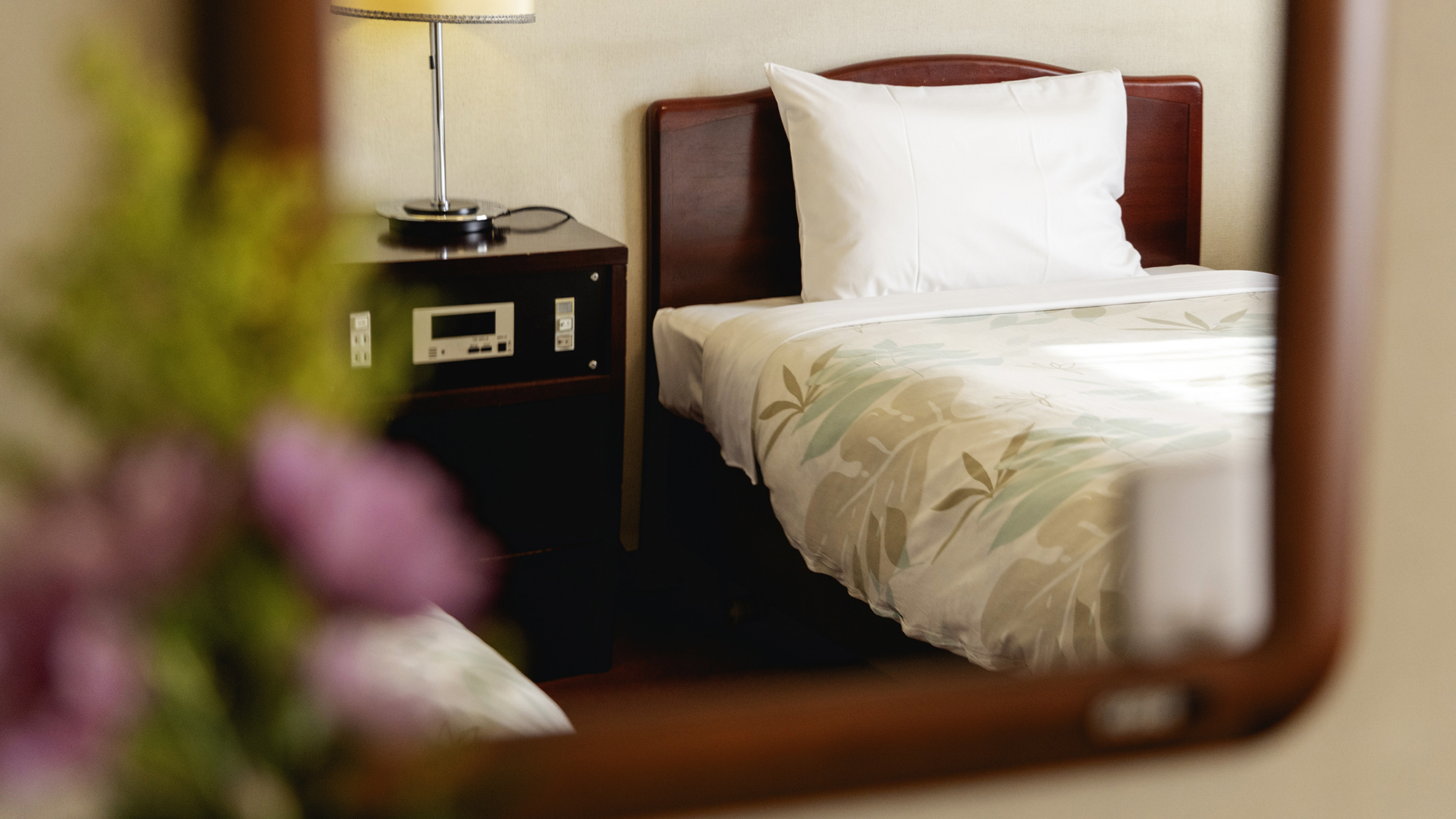 【ツイン】やさしい光が差し込むお部屋で、心地よい朝をお迎えください