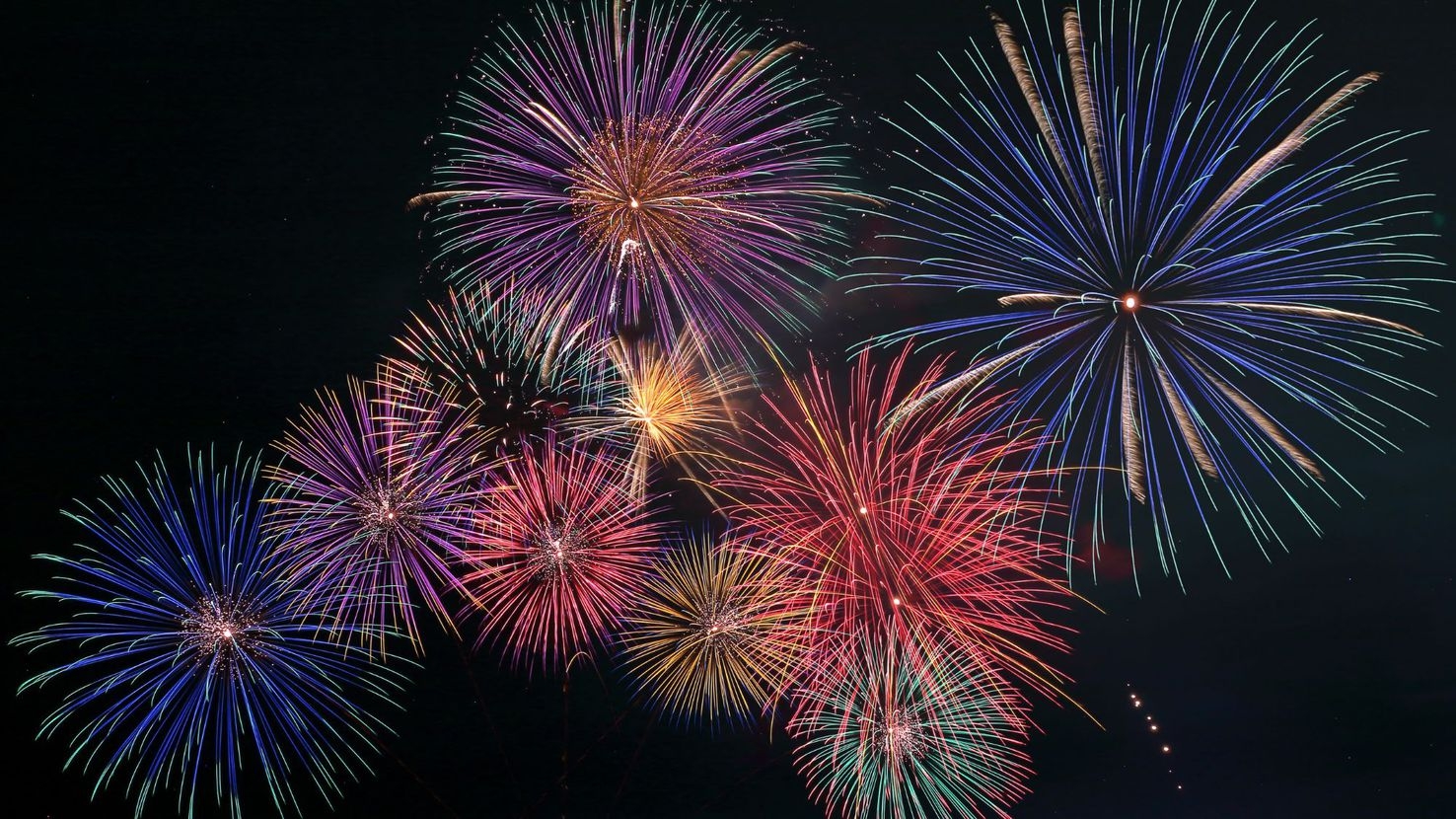 【塩原温泉宿花火｜名物 炉端焼き】8月10日開催｜会場まで無料バス送迎●約2000発の大輪の花火