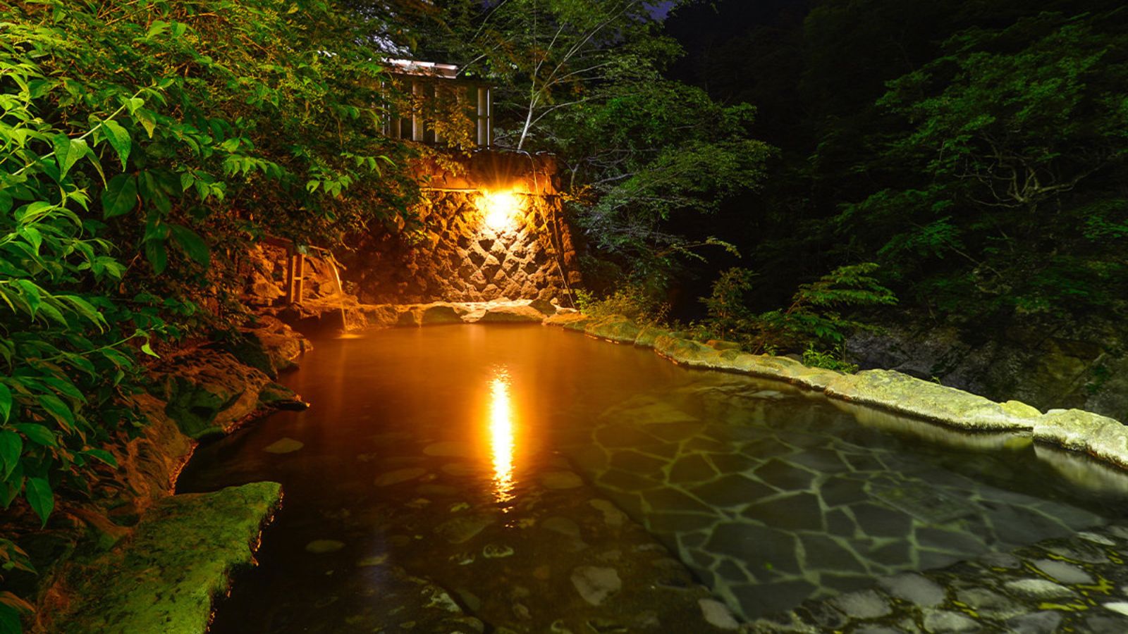 野天風呂　夜景