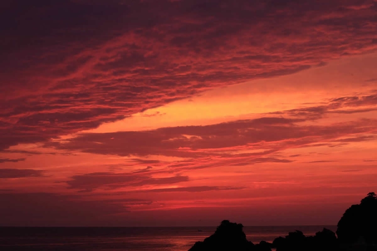 平成27年5月23日　夕日　（こばせから撮影）