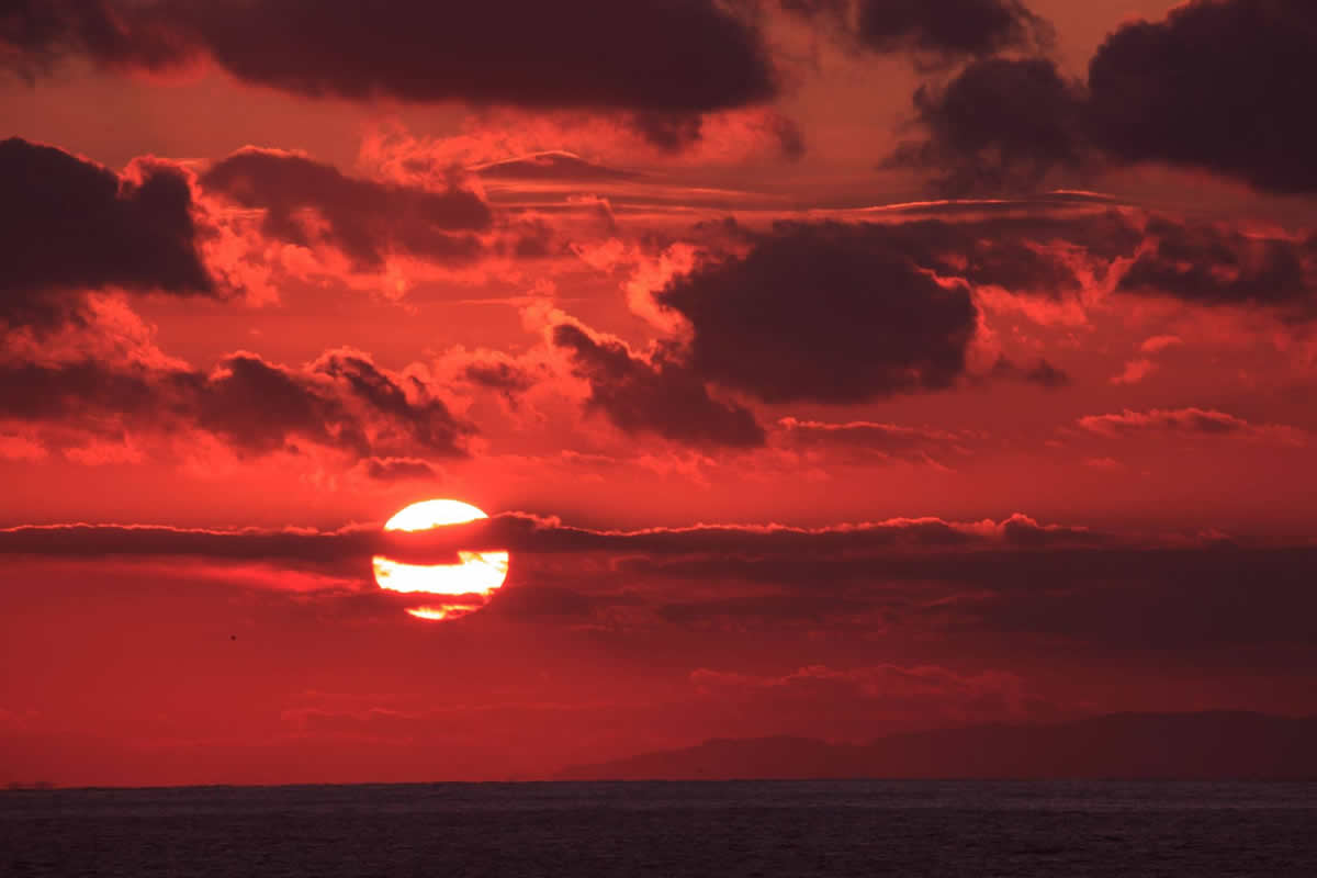 平成28年1月1日　夕日　（こばせから撮影）