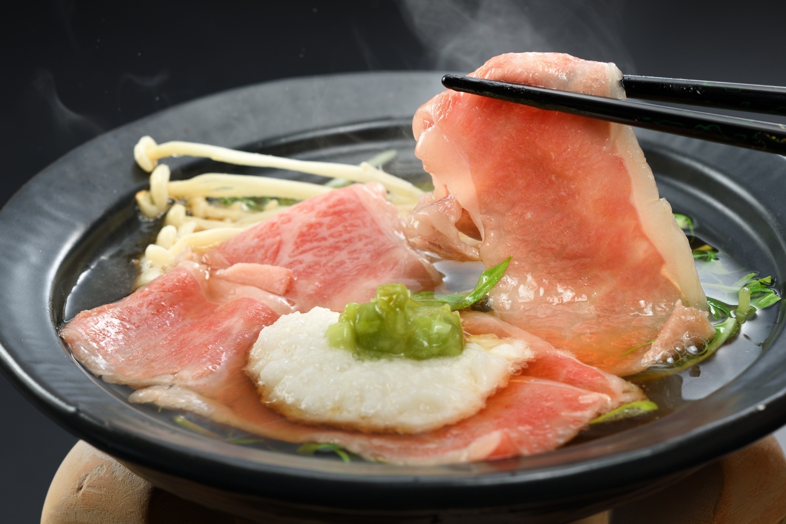 【お部屋食】山形牛の山葵とろろ鍋・平目昆布〆一点盛り【秋の会席・雅の膳】