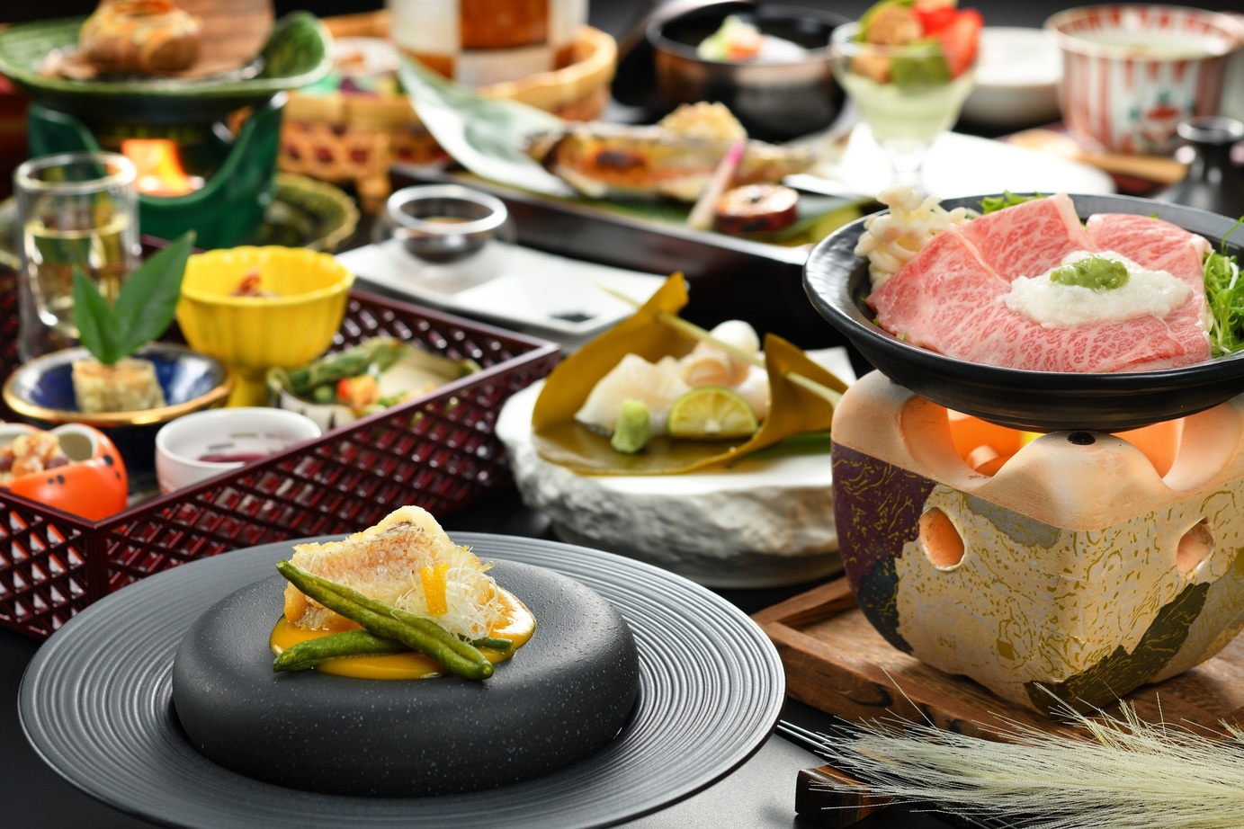 【お部屋食】山形牛の山葵とろろ鍋・平目昆布〆一点盛り【秋の会席・雅の膳】