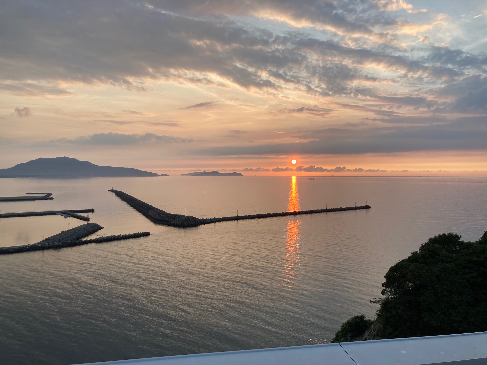 幻想的な夕景