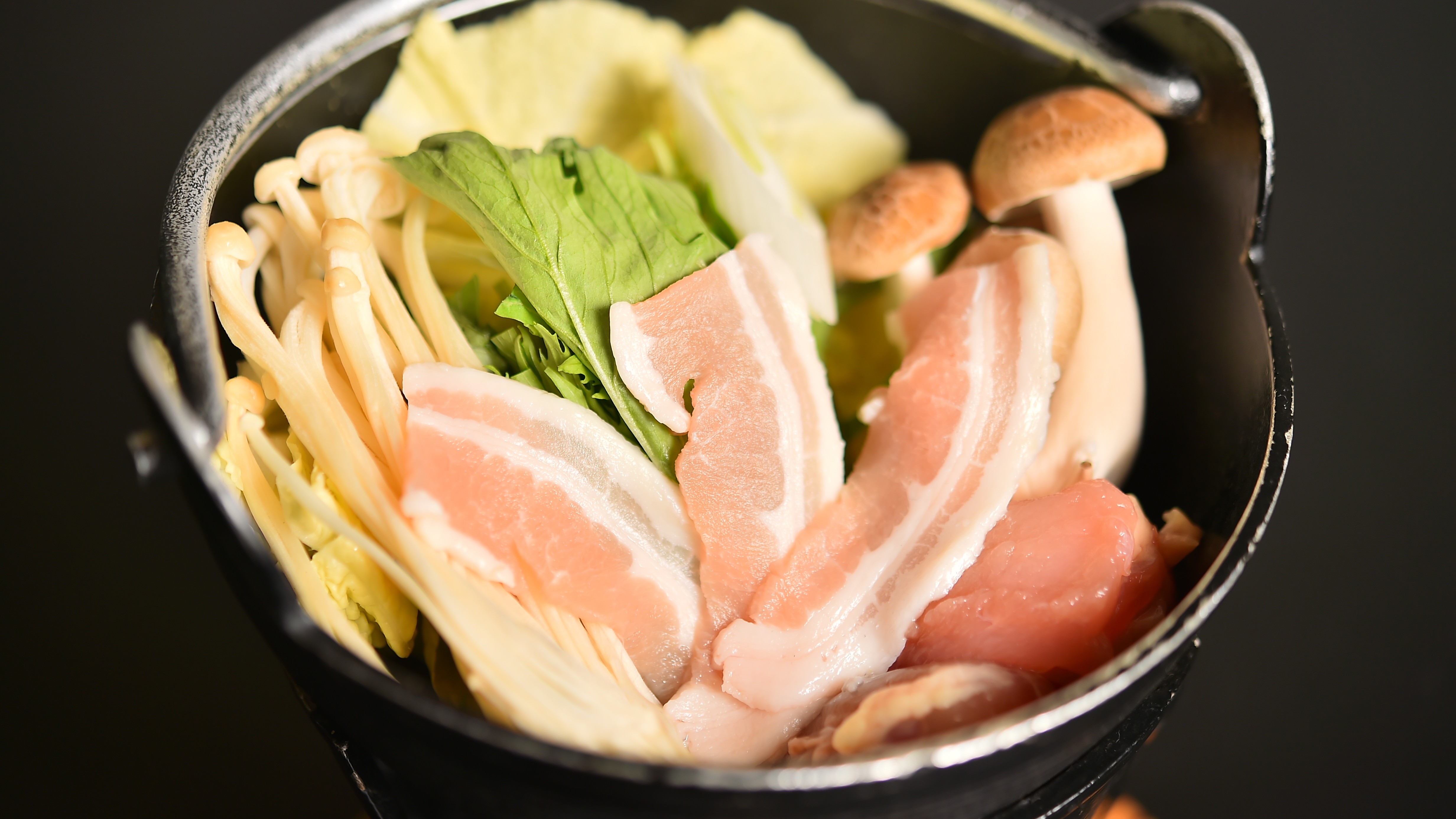 ボリューム満点、お腹いっぱいご堪能ください。