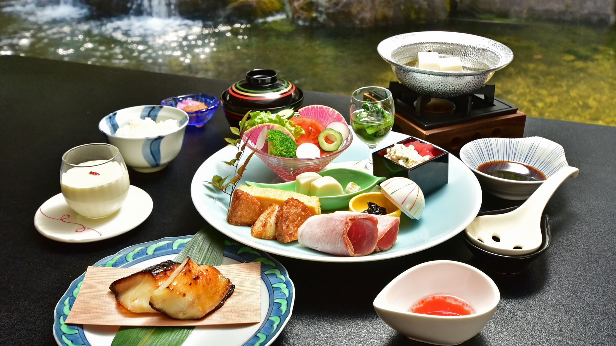 食と湯を堪能する天空の美食プラン 【天の美禄会席と雲海御膳朝食付き】