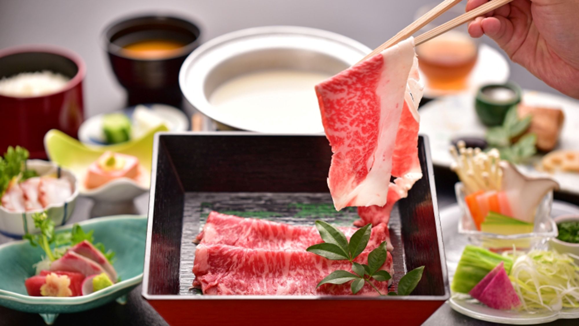 【湯の花自慢】天空白濁しゃぶしゃぶ鍋がメインのコース