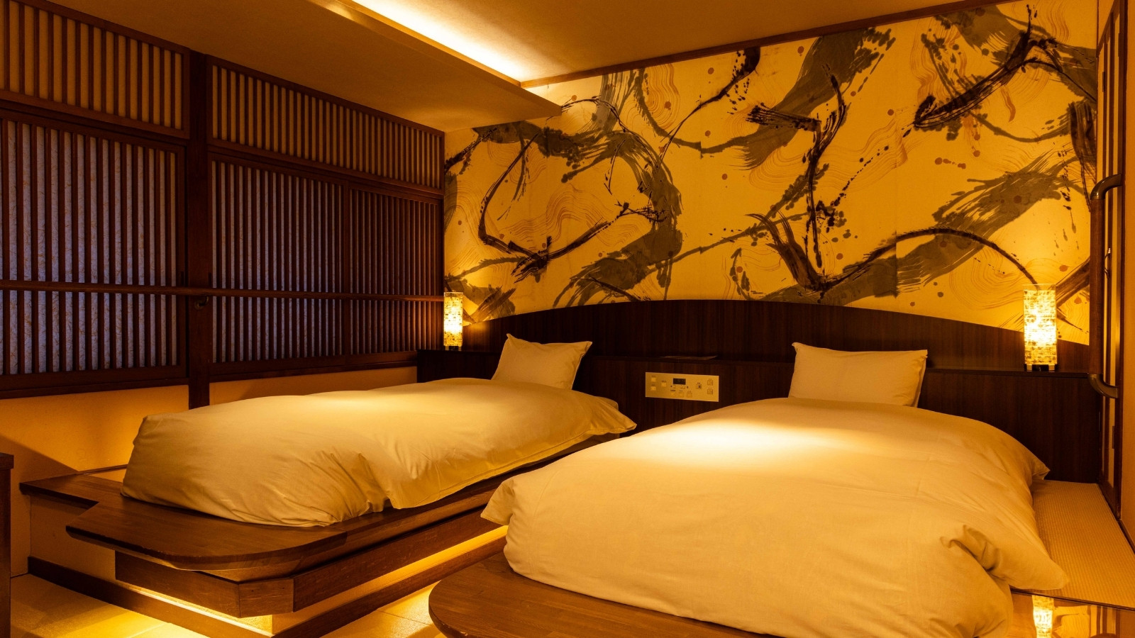 【本館】和室7.5畳+ツインベッドルーム（トイレ付）