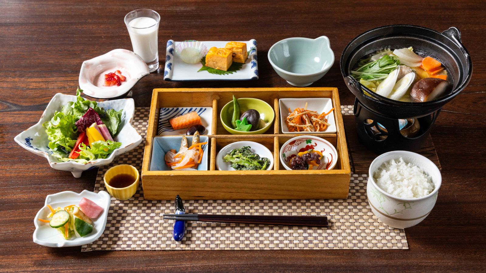朝食