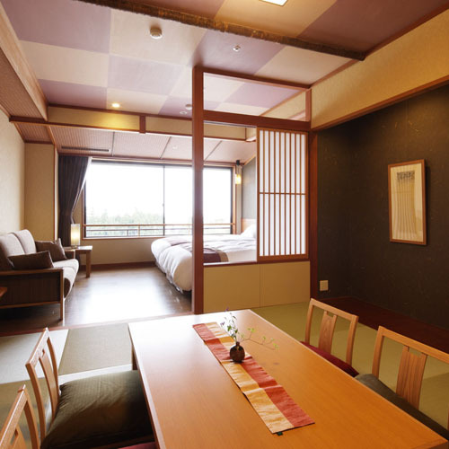 It can be used by up to 4 people. We will prepare futons on tatami mats from 2 or more people.