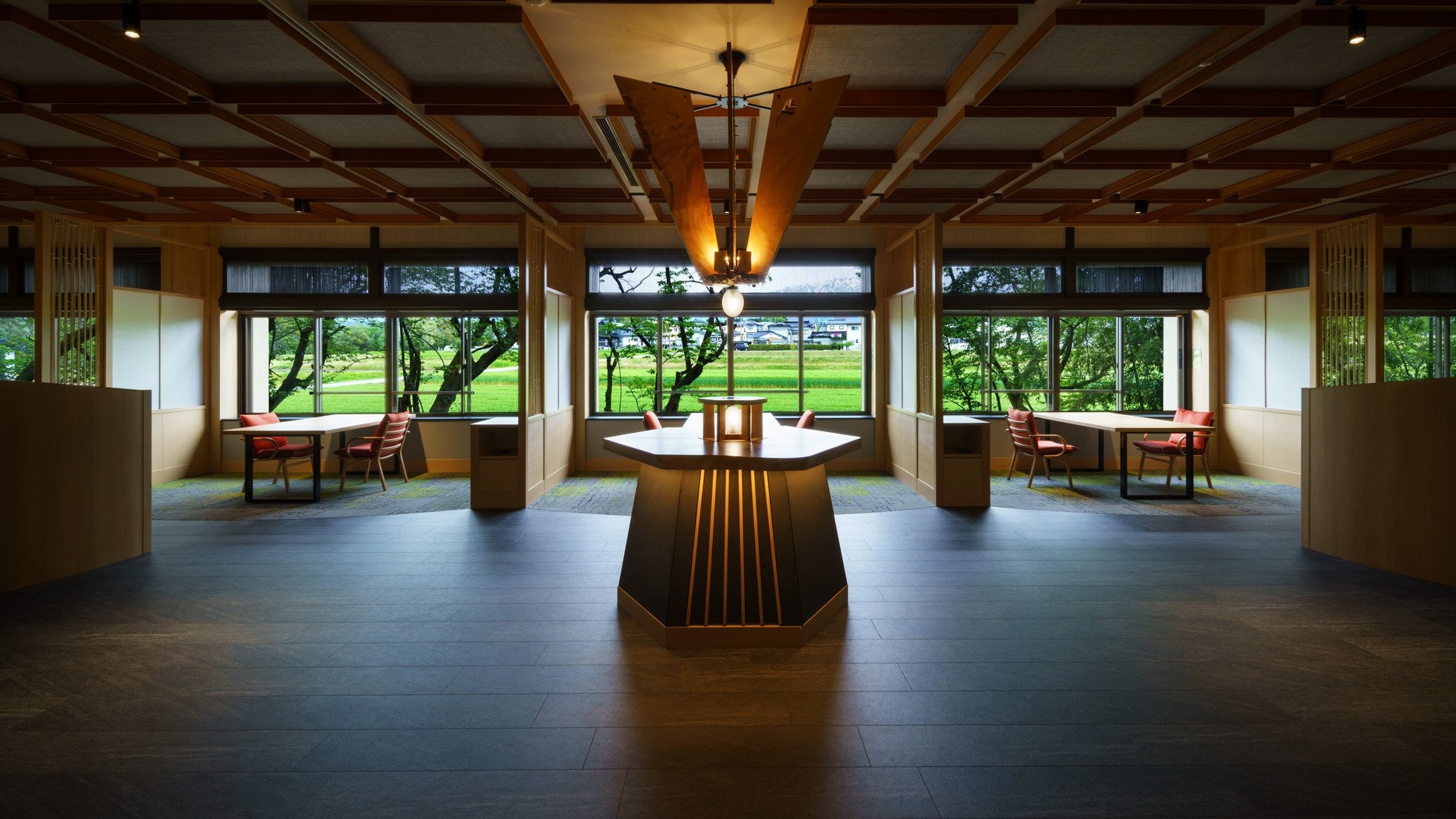 「春の四重奏」への送迎付★夕朝食をDining 瑞兆で愉しむ【夕食：松会席・朝食：和定食】コース