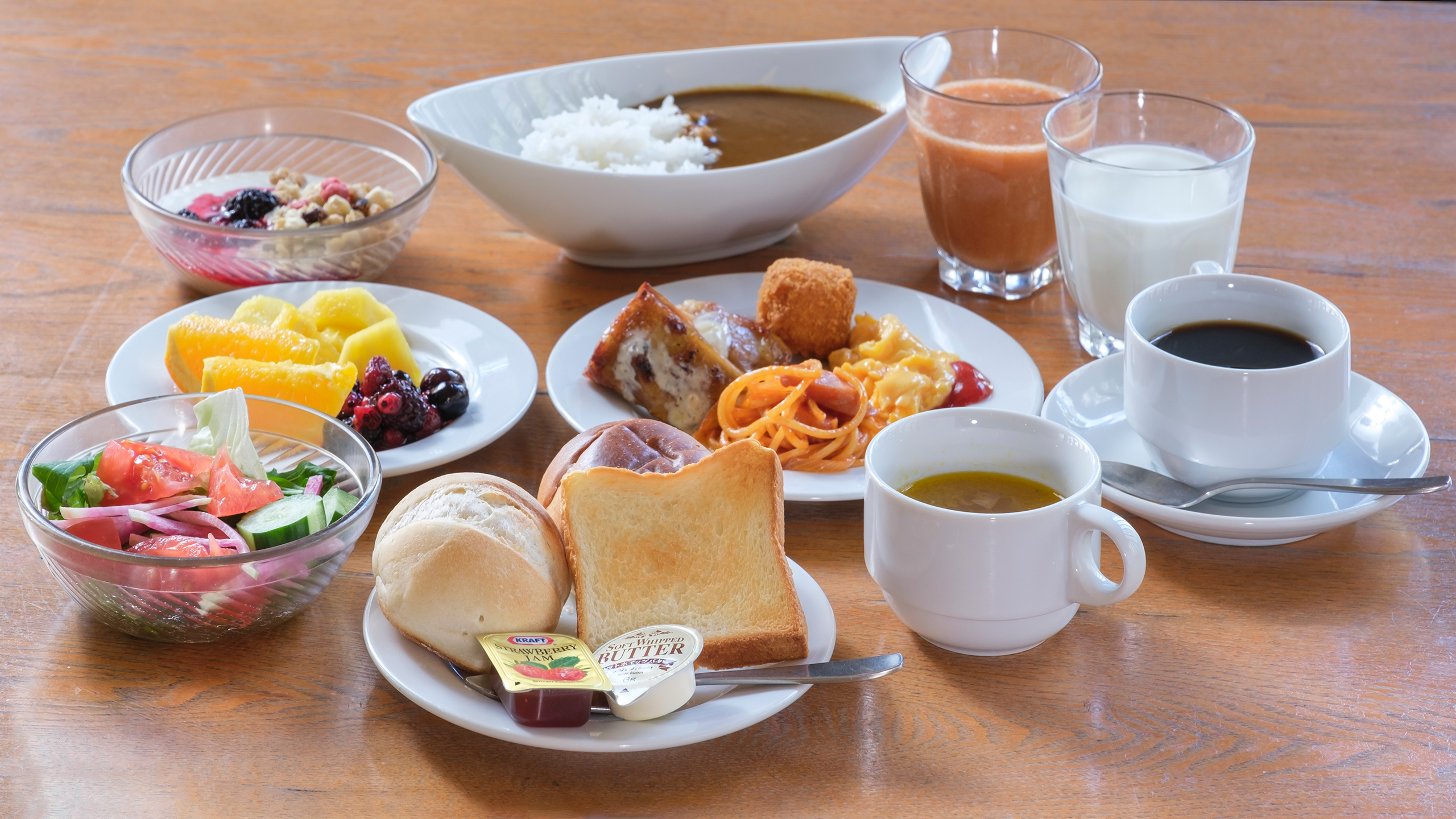 朝食ビュッフェ盛り付け例　洋食