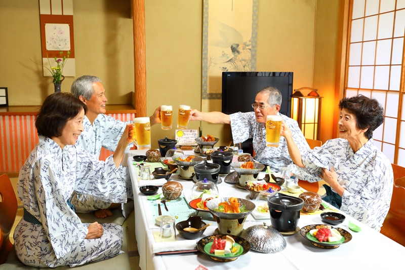 【お料理重視！調理長オススメ！！】質がグレードアップのぜいたく会席プラン♪　●安心の朝夕お部屋食●