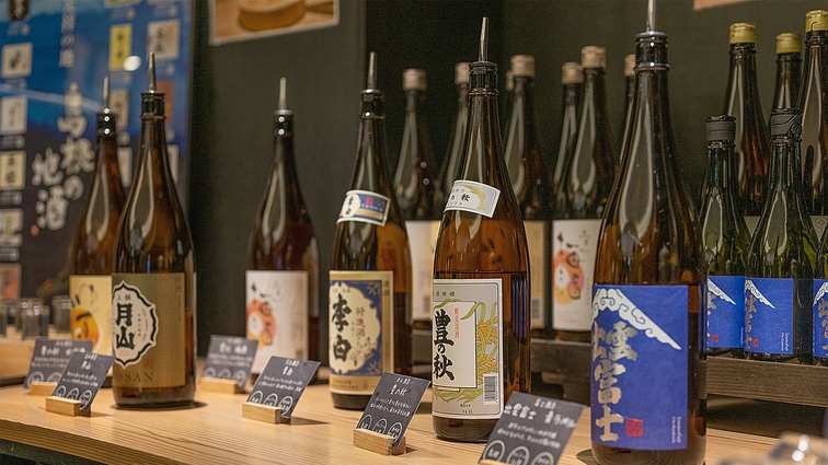 【直前割】【オールインクルーシブ】夕朝食時ドリンク飲み放題！「スタンダード創作会席」＜半個室食事処＞