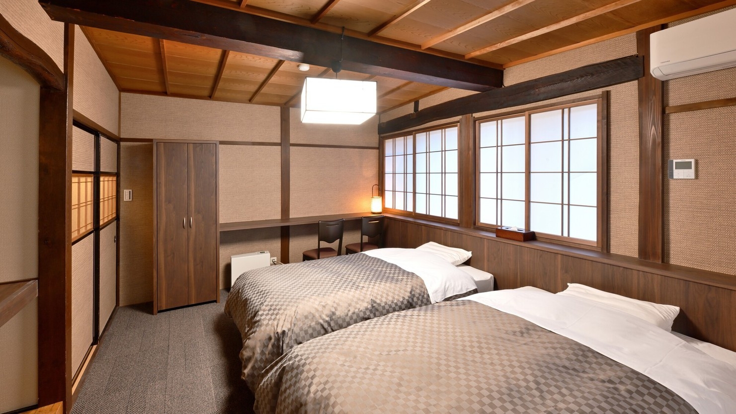 【リニューアル記念5000円引】サウナ＆源泉掛流し温泉付古民家離れ【特選和牛付】いろり会席