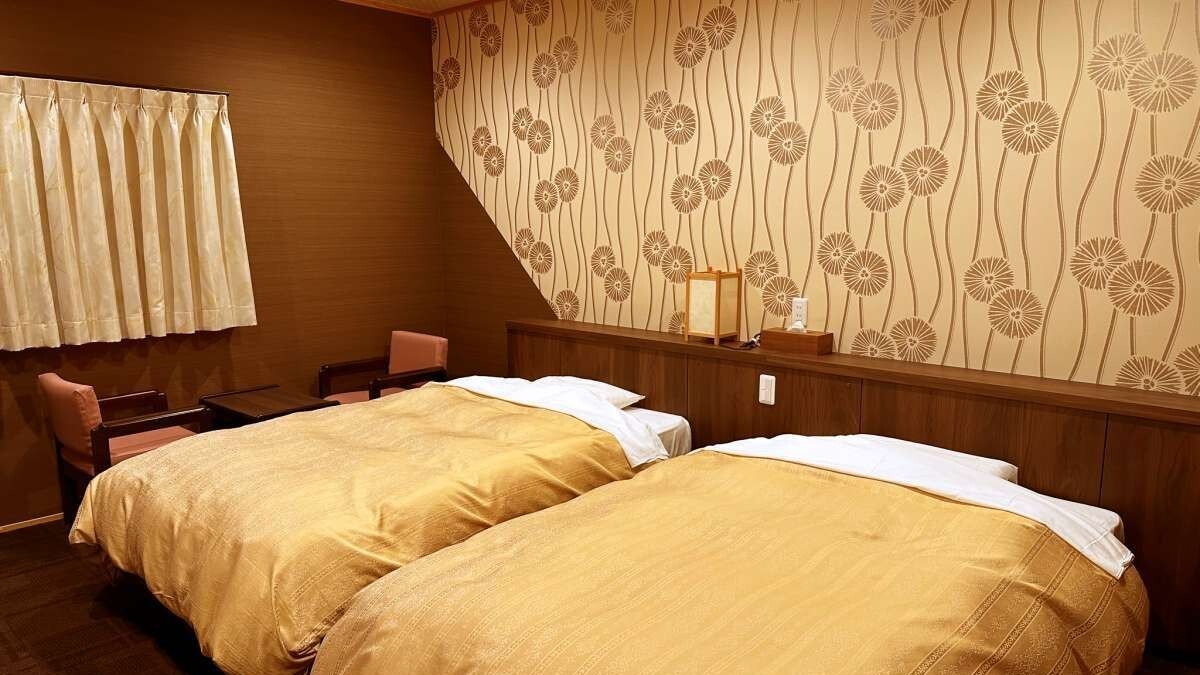 ゆったり半露天付和洋室_ベッドルーム