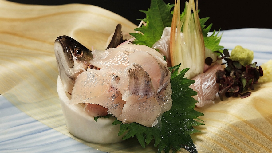 【別注料理】岩魚のお造り　2,000円