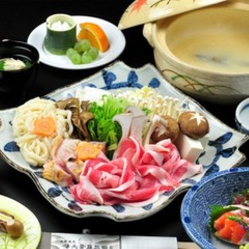 2012冬のほっこりお鍋「信州ハーブ鶏と安曇野産豚の味噌仕立て鍋」
