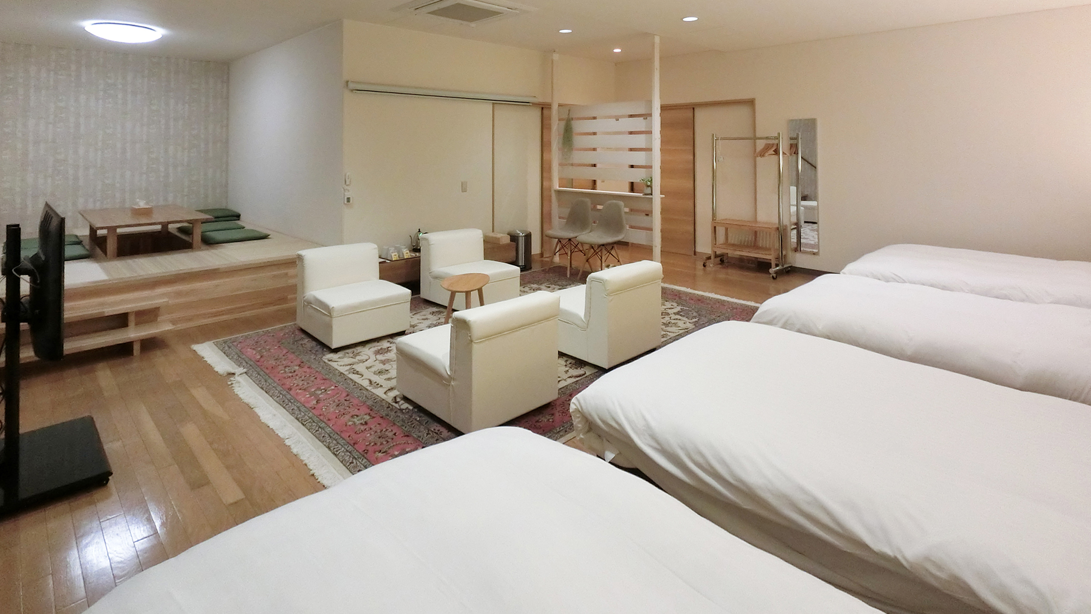 南館【禁煙】ユニバーサルルーム楓・ＷｉＦｉ完備