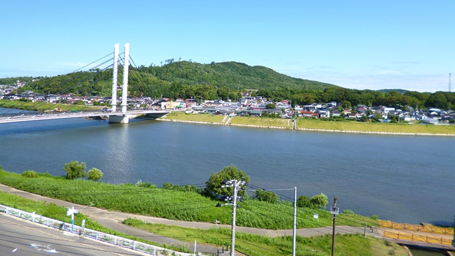 子吉川と由利タワー