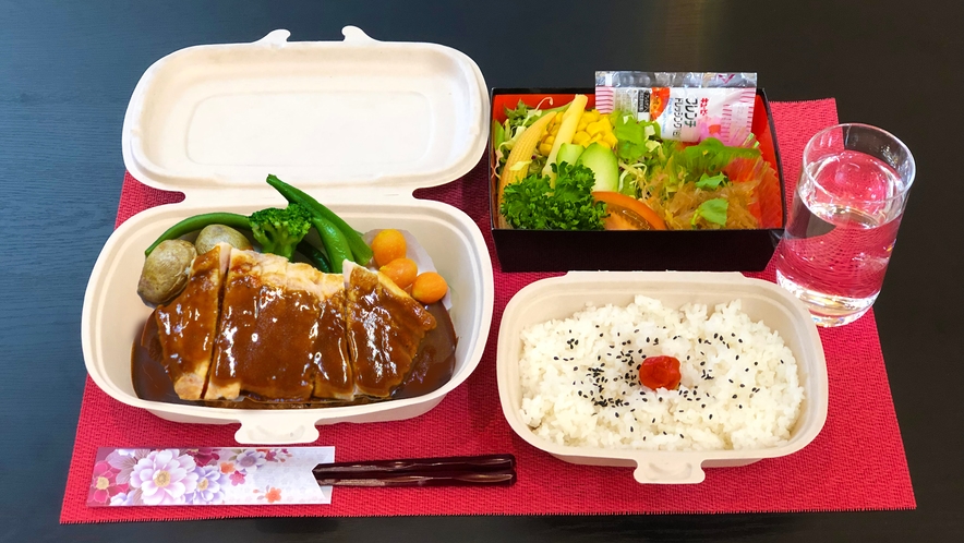 秋田八幡平ポークソテー定食弁当：※前日昼までのご連絡でこちらに変更可能です。