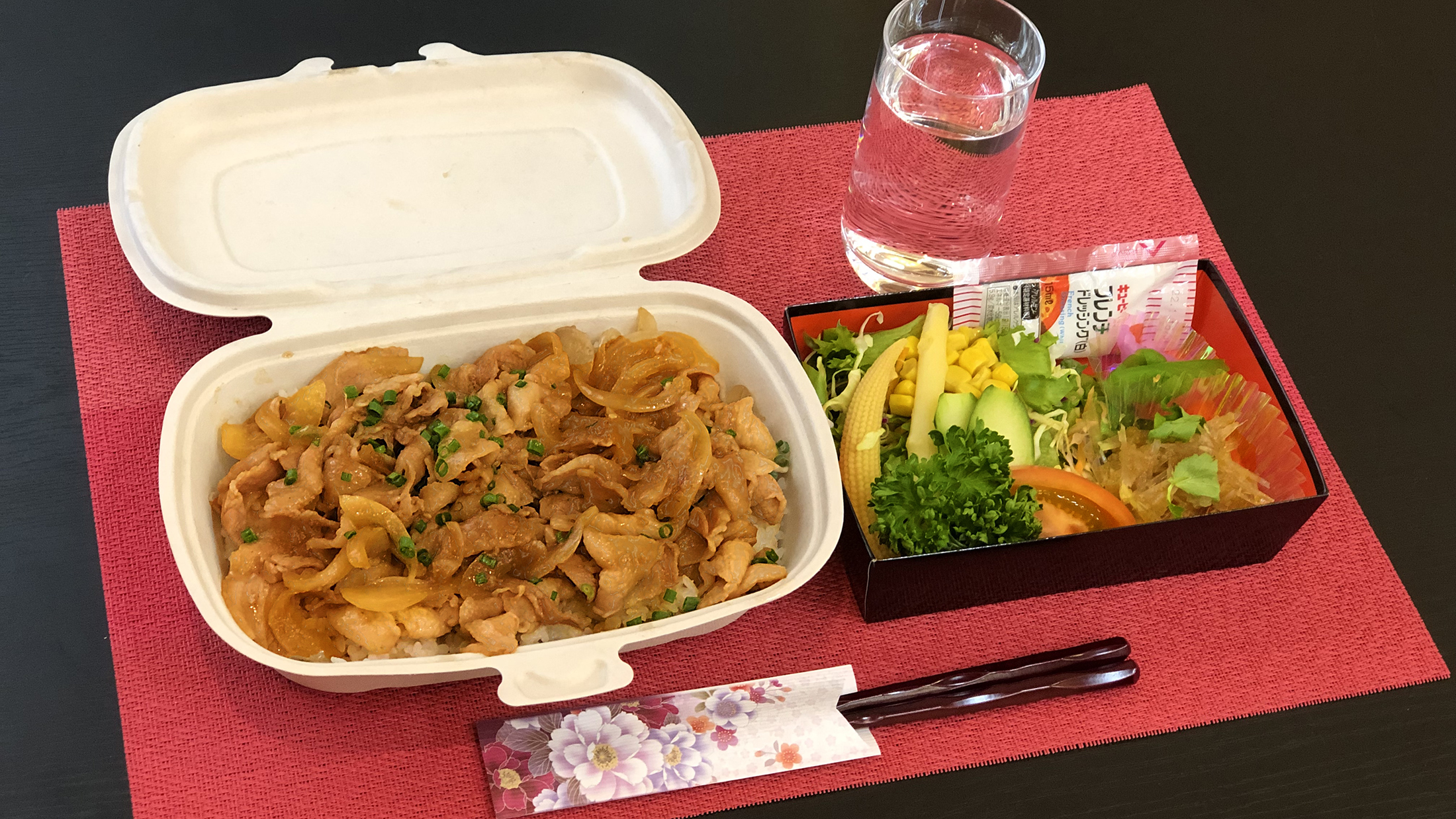 八幡平ポーク焼肉定食弁当：※前日昼までのご連絡でこちらに変更可能です。