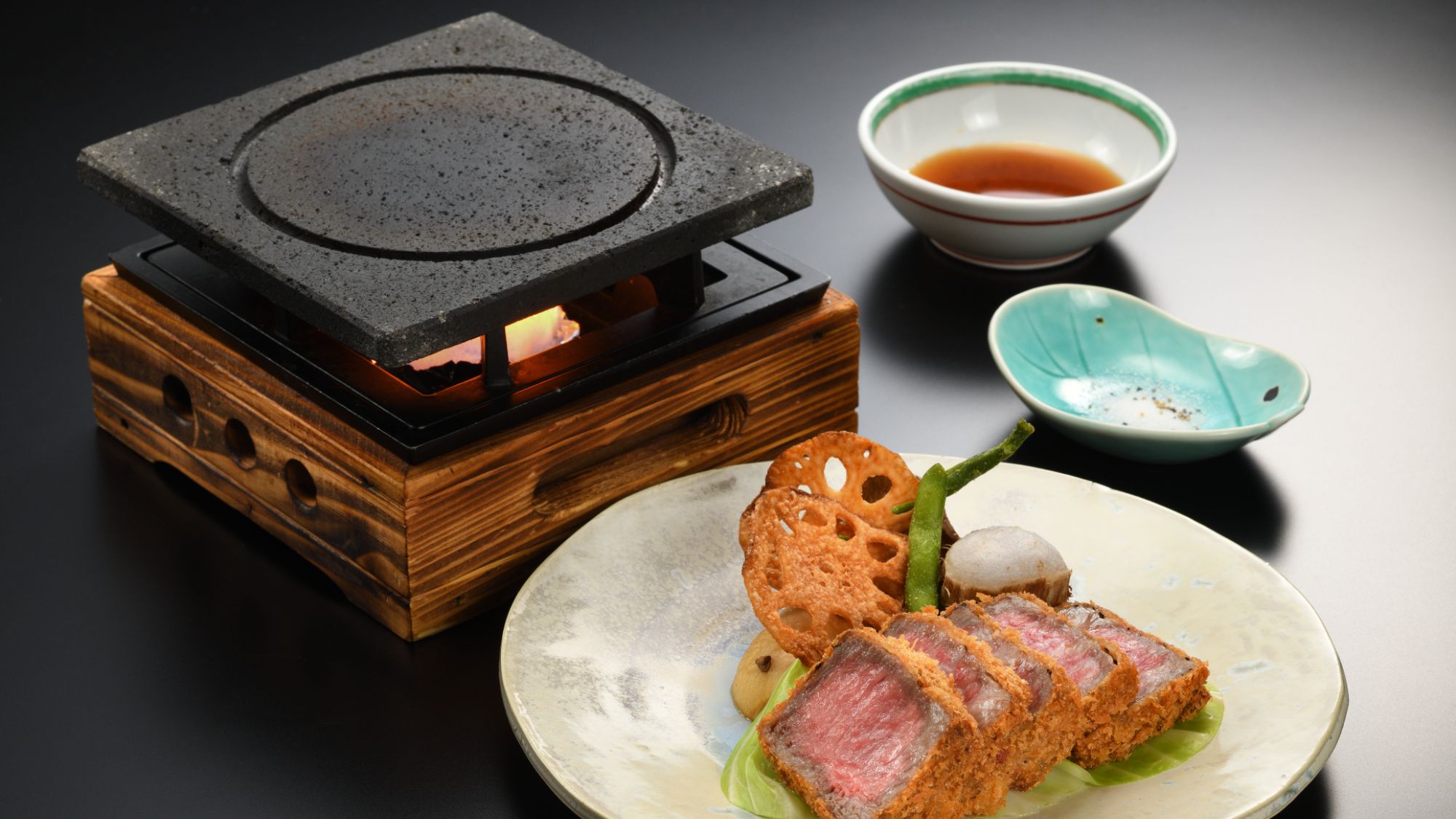 福島牛サーロインカツレツ 溶岩焼き(大鳥の膳)(2025年10月～2026年2月)