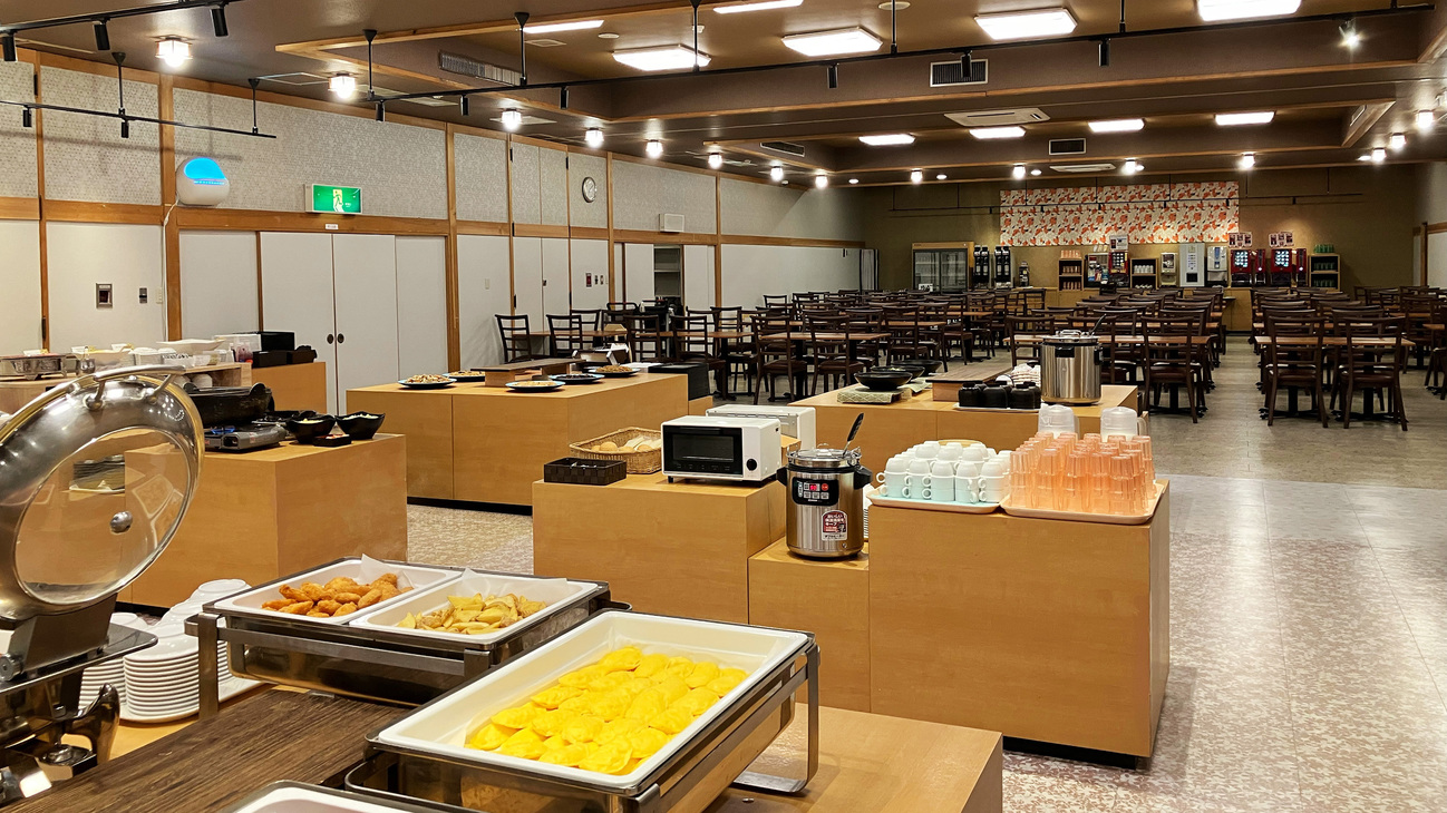 【最上階・東館8階確約】会津の街並を一望！一泊二食バイキングプラン