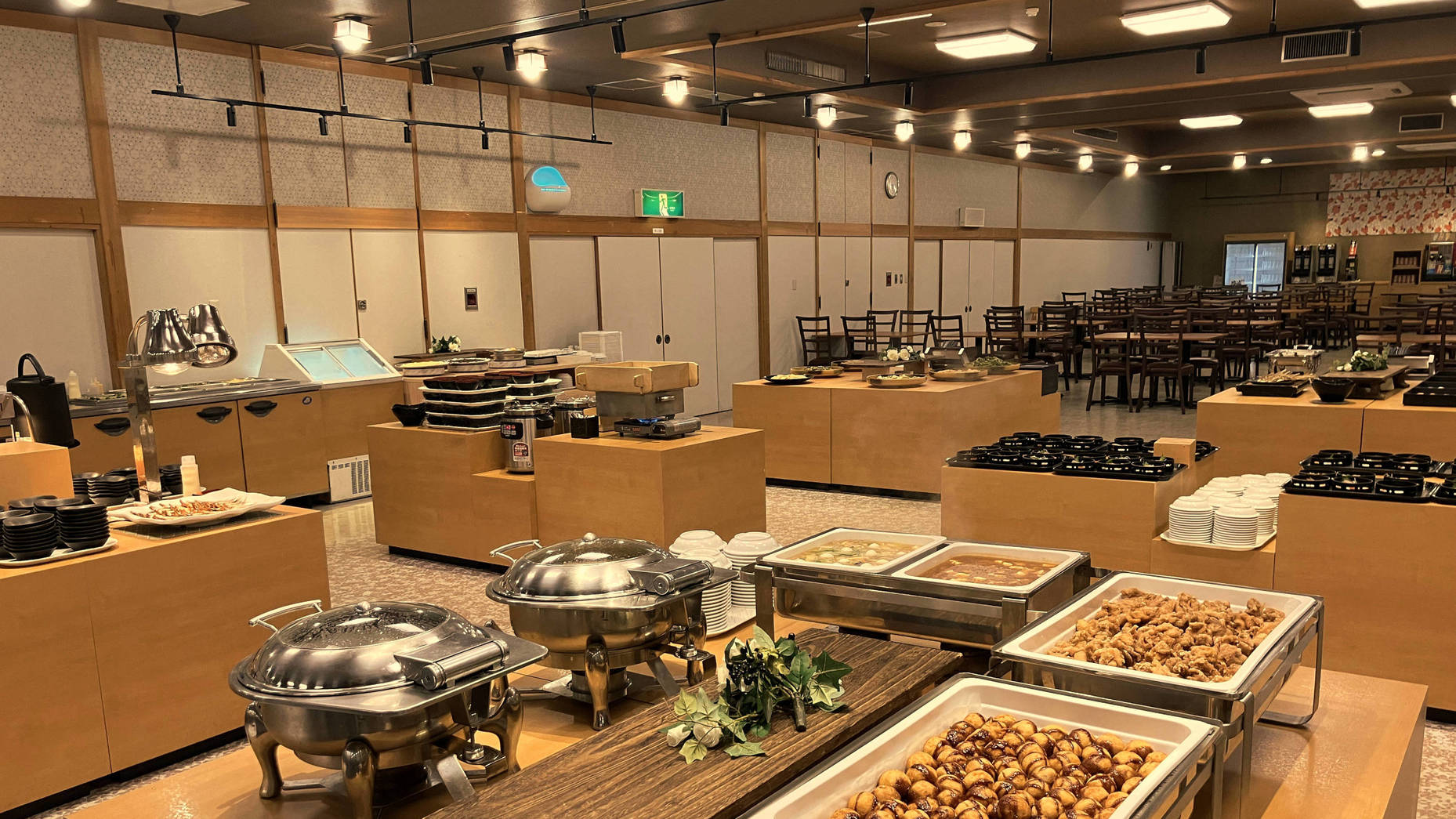 最上階・東館8階山側確約！一泊二食バイキングプラン