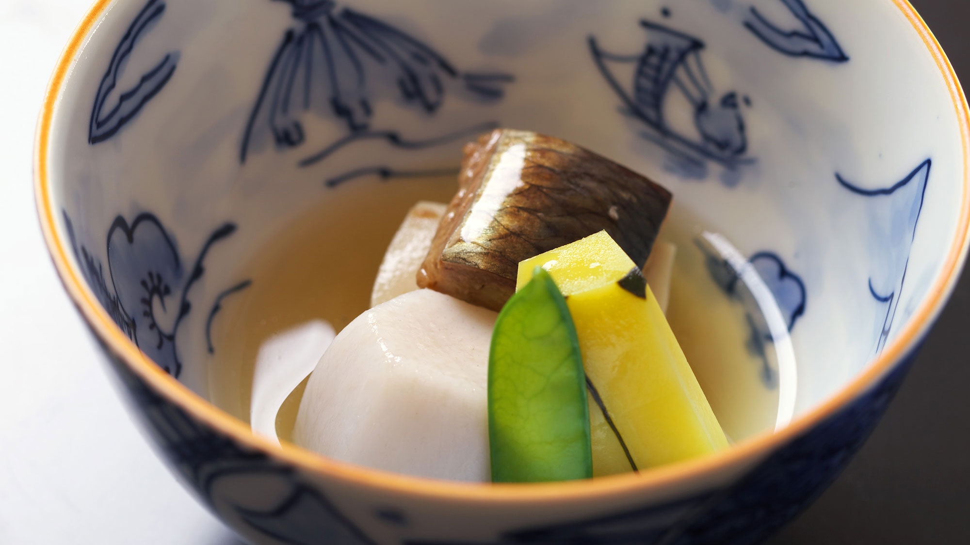 和牛や源泉蒸しなど当館定番の季節替わり『山桜懐石』が【会場食】でお得なスタンダードプラン