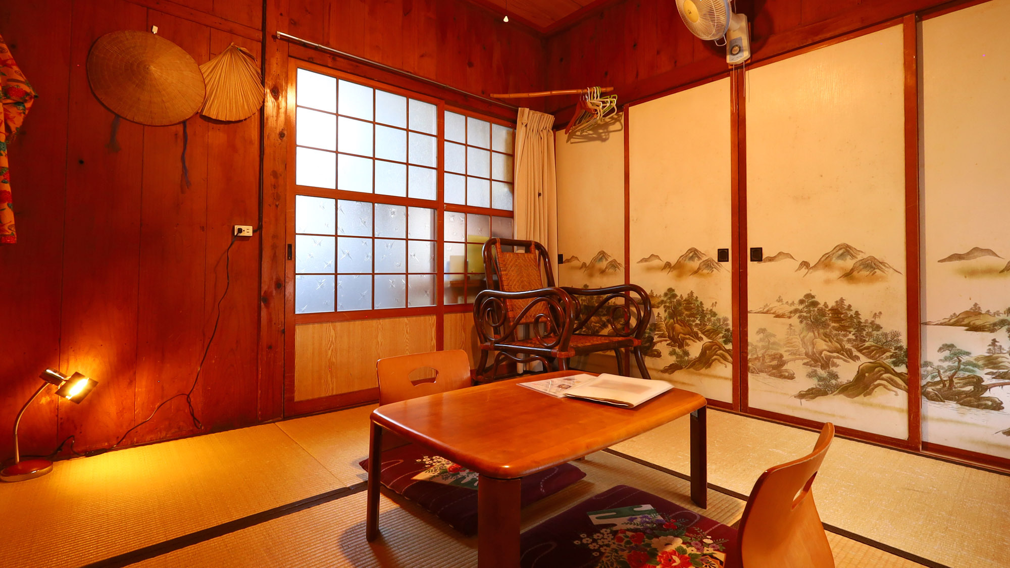 【こじんまり(三番座)】