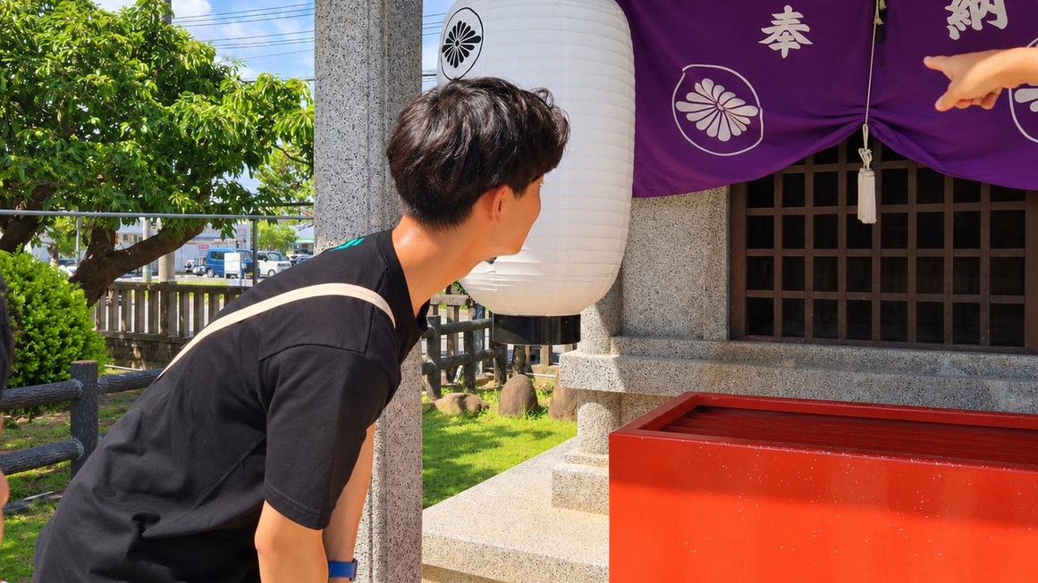 【祈り×歴史×ディープ旅】マスターヒデが誘う土着の霊石めぐり〜ちょっと不思議なまち歩き