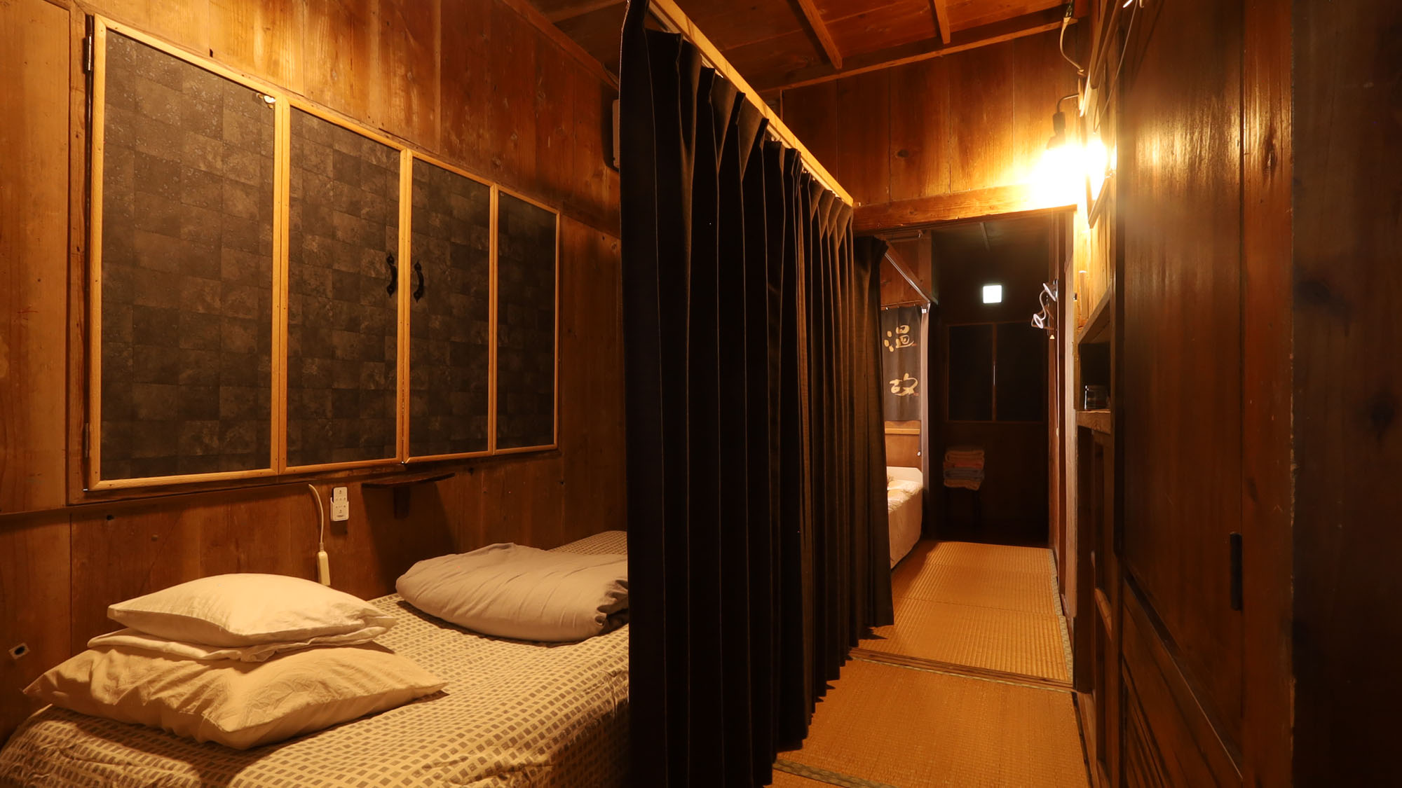 【男女別ドミトリー】もちろん男女混合になることはありませんので、ご安心ください♪