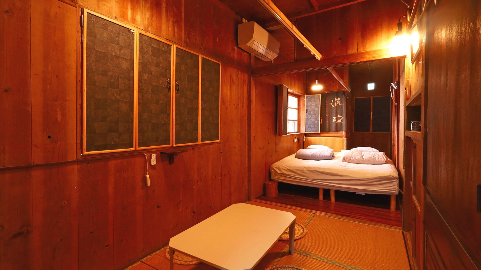 【秘密の裏座(和室＆洋室・ベッド付き)】