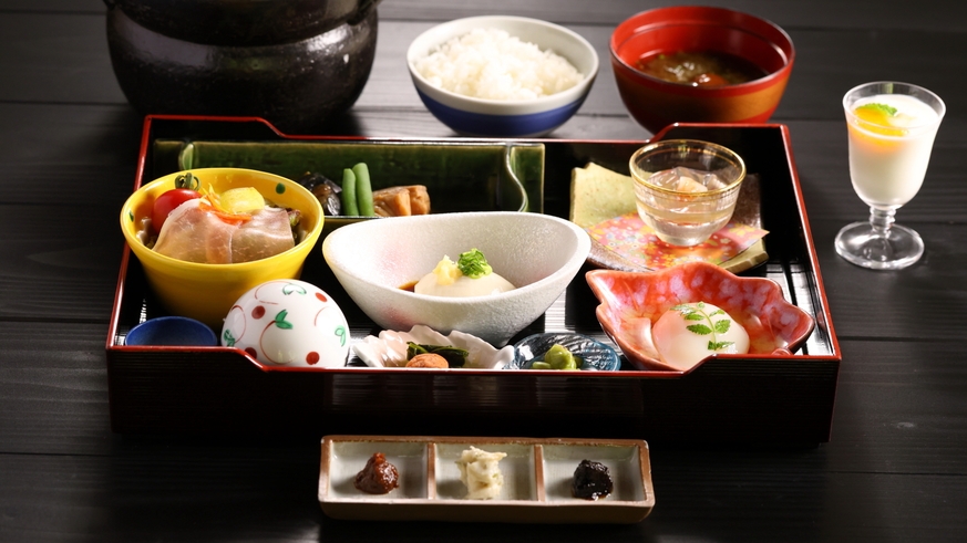 【スタンダード2食・当館人気No.1】迷ったらコレ！夕食のメイン料理が選べます
