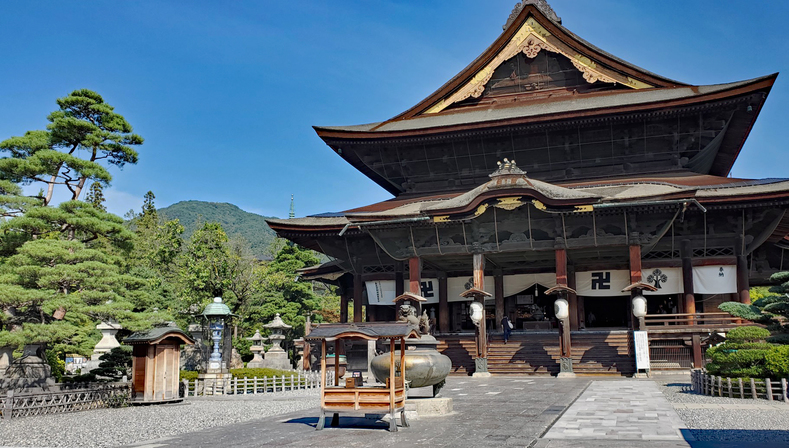 【朝食・夕食付プラン】寿司職人オーナー『握り寿司』をご堪能ください！【楽タビ】夏休み予約受付中！