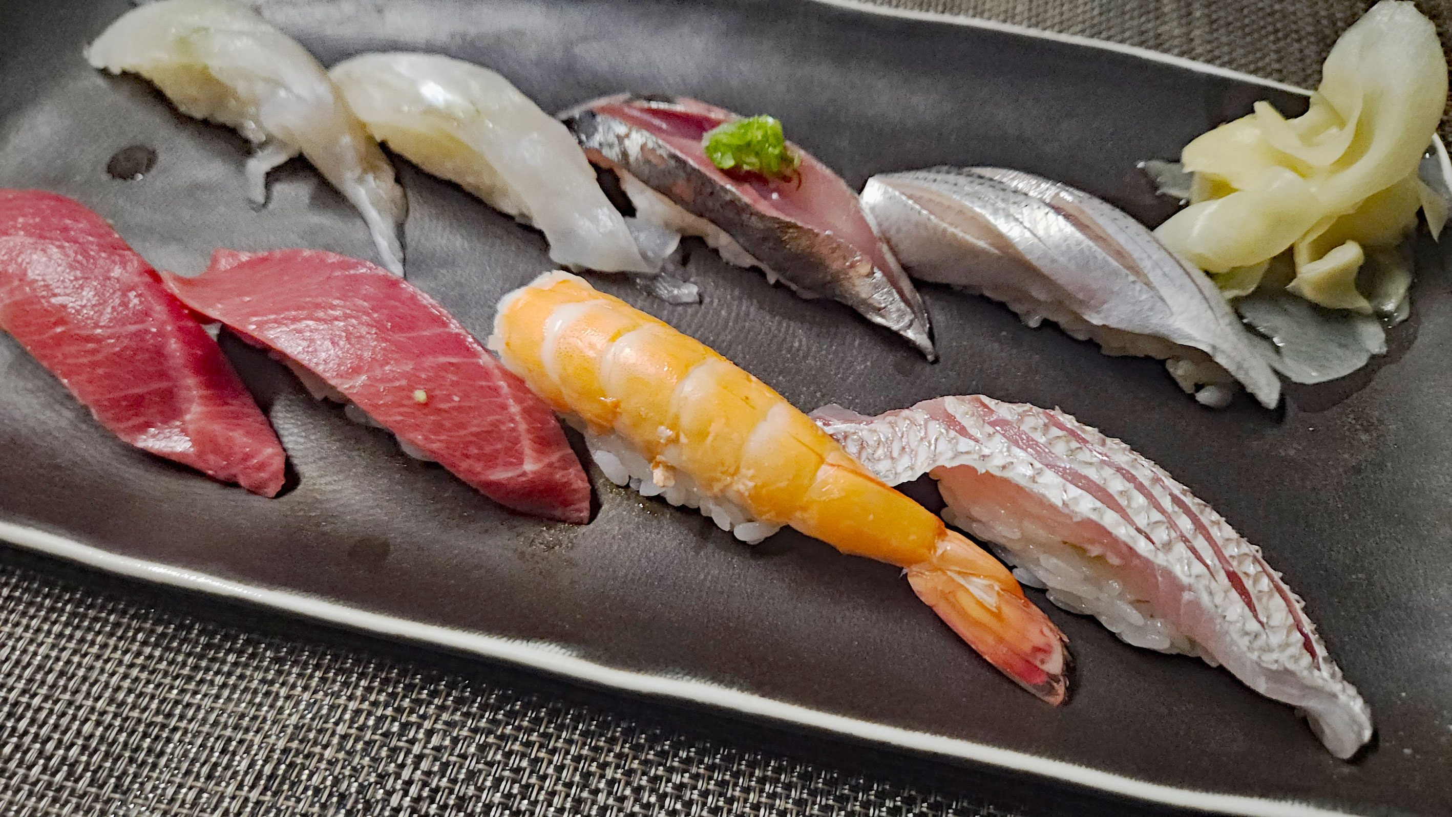 20251020_マグロ・蒸しエビ・タイ・マゴチ・アジ・コハダ