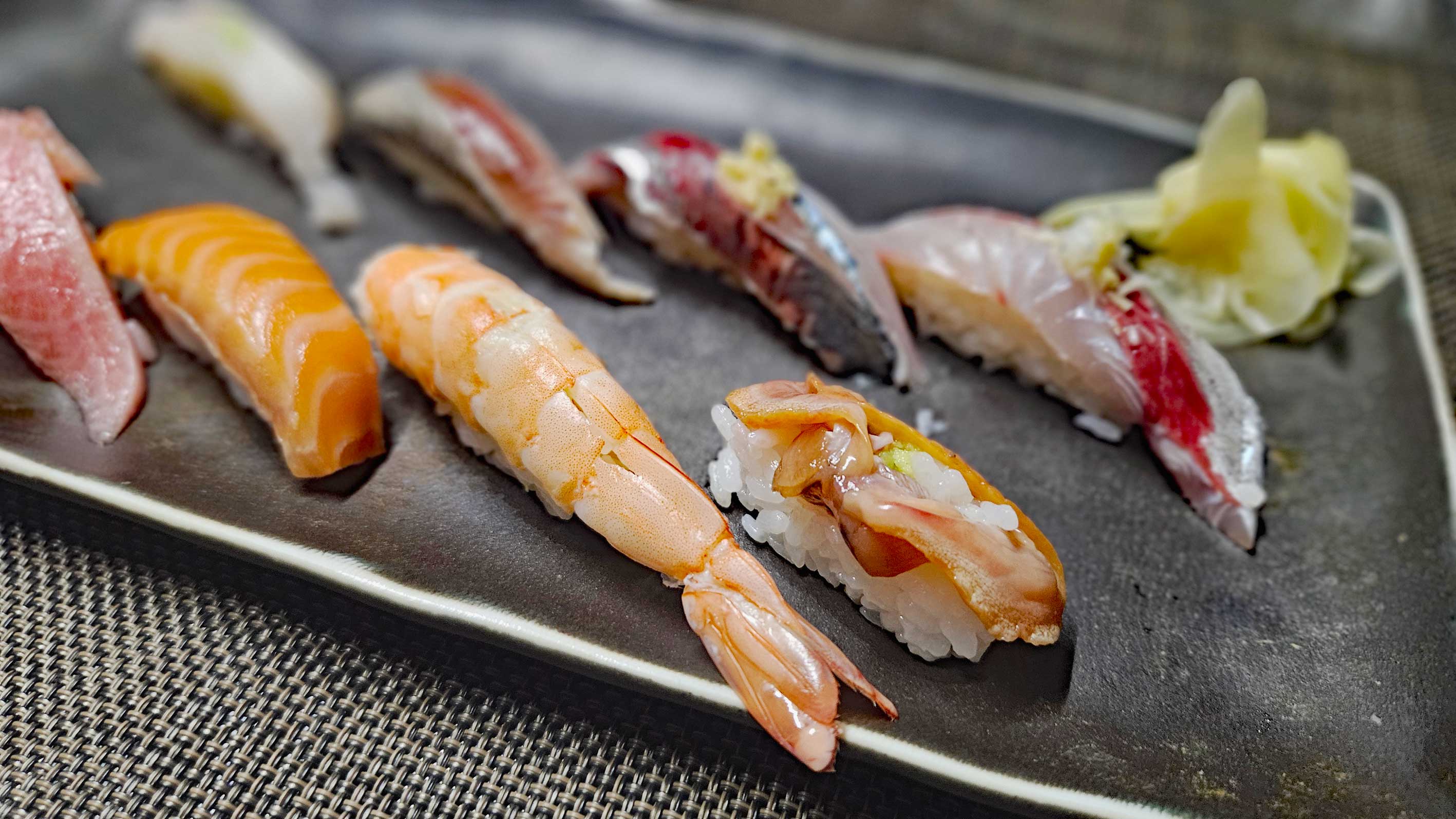 20260130_マグロ・サーモン・蒸しエビ・赤貝ヒモ・アイナメ・〆イワシ・アジ　1