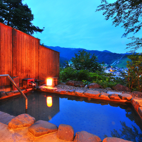 Open-air bath
