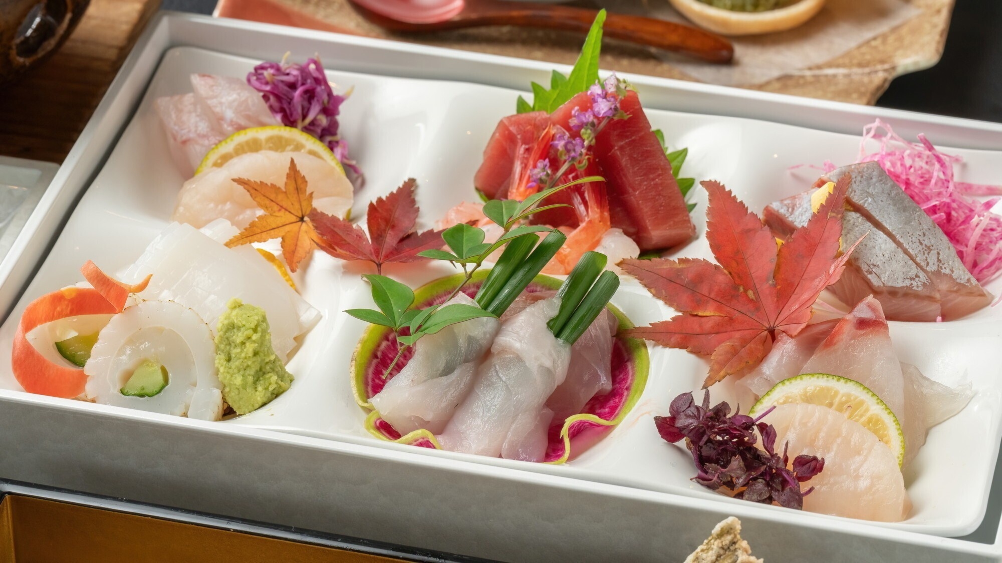 【直前割・10％OFF】＜特製お重／夕部屋食＞お日にち限定！お子様連れでも安心、お籠りプランがお得