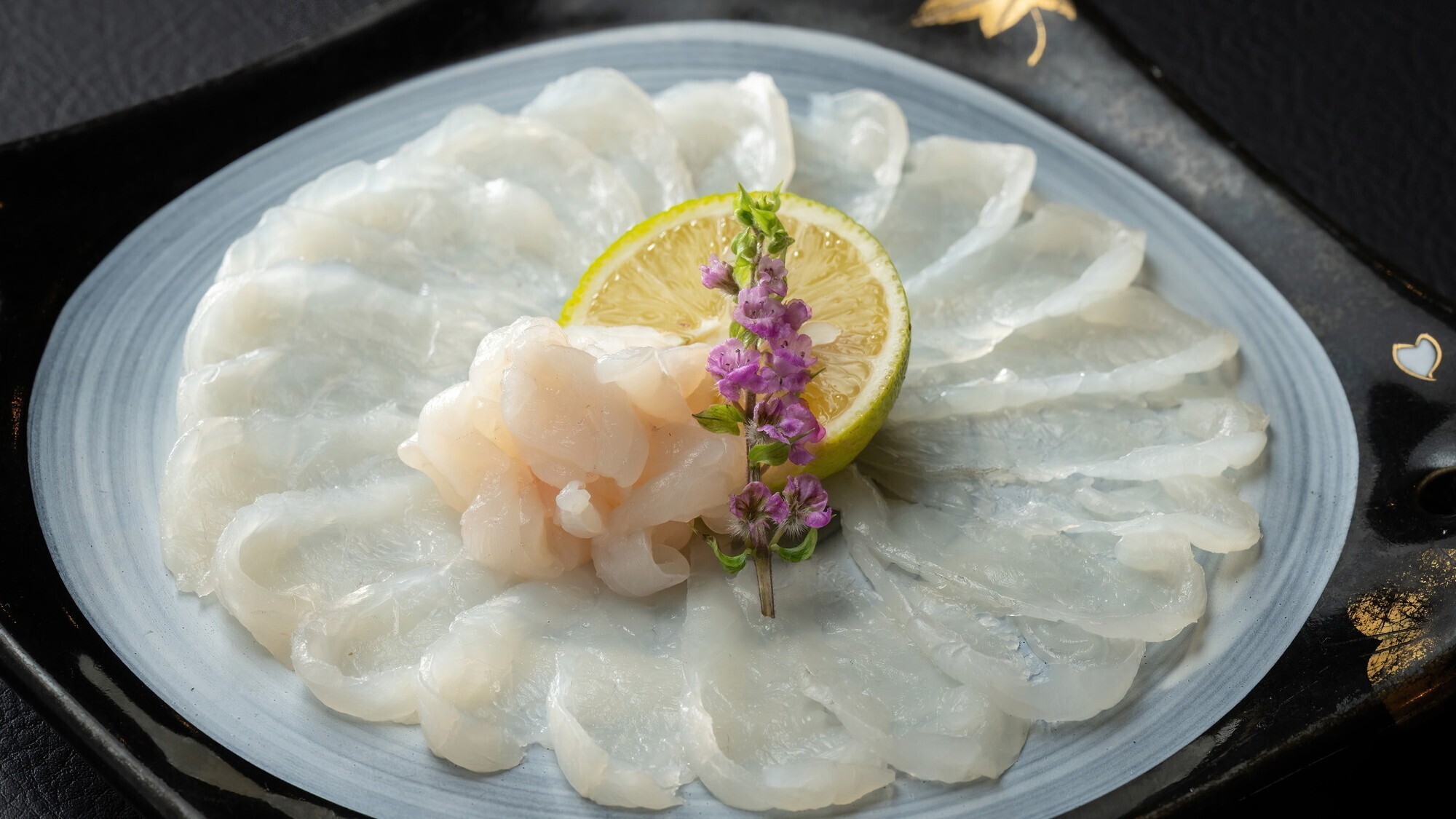 ■【ご夕食一例】国産ふぐのてっさ ※写真はイメージです。仕入れ状況により異なります。