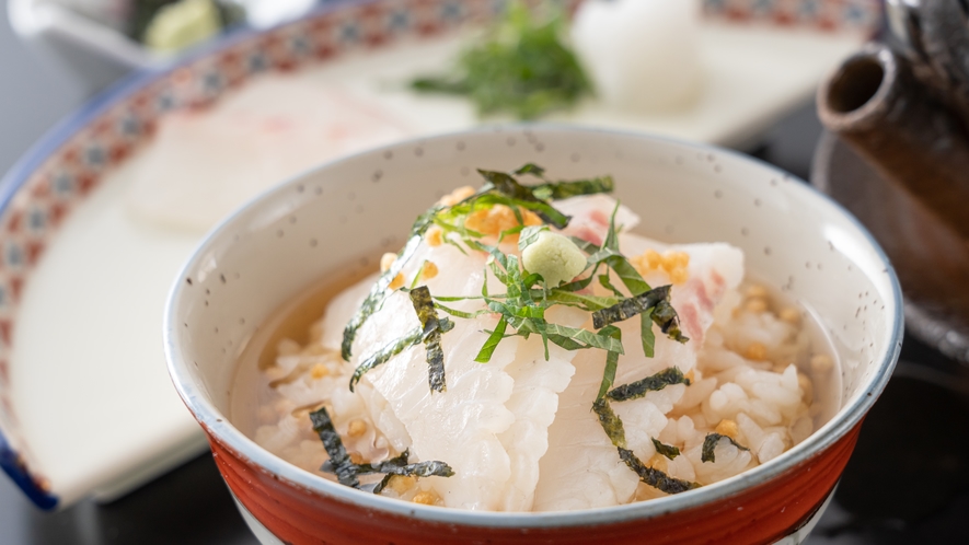 ■【ご朝食一例】鯛茶漬け ※写真はイメージです。仕入れ状況により異なります。